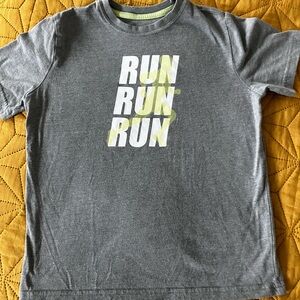 Used Kids Xersion Gray Short Sleeve Tee